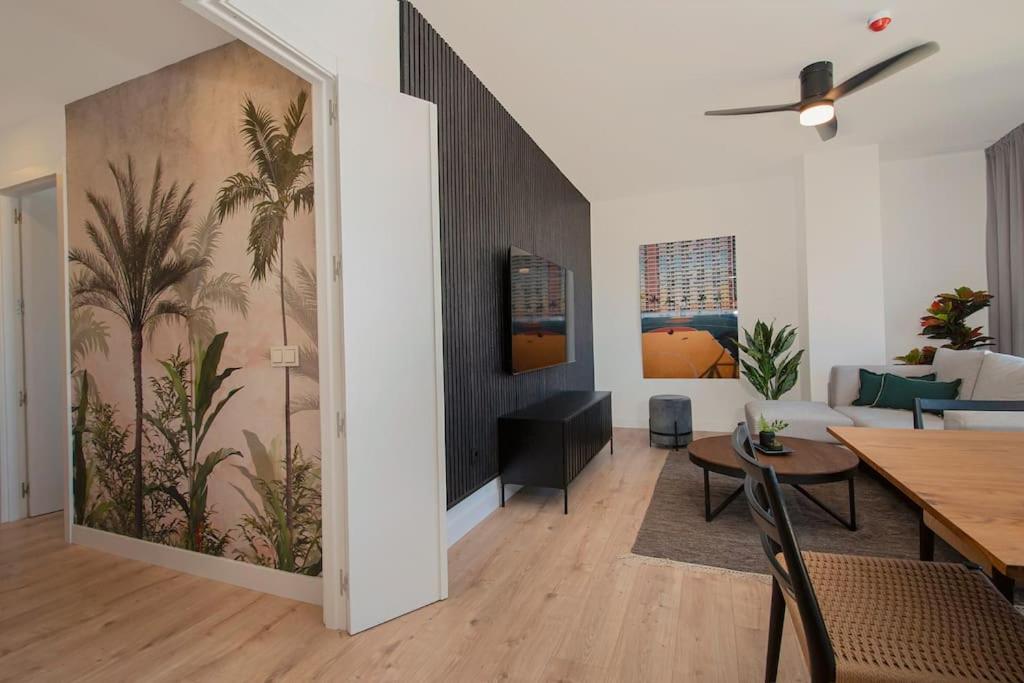 Urban Jungle in Malaga Center, 18th Floor, Rooftop pool, Free Parking - 4