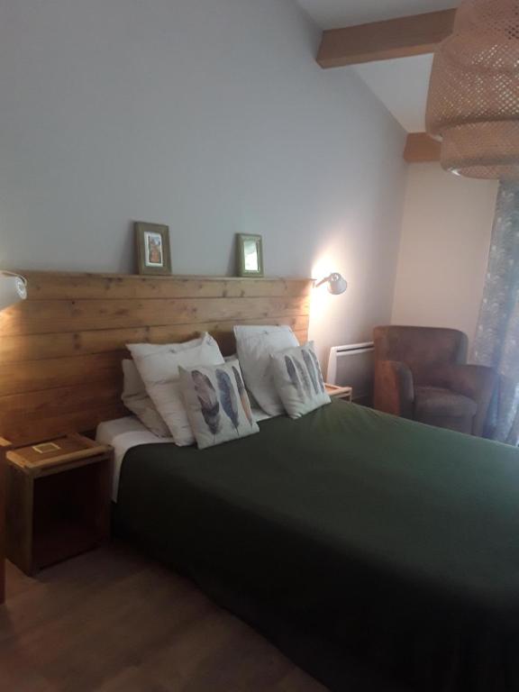 Chambre d'hôte équipée avec terrasse verdoyante - 1