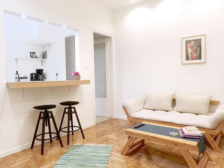 Athens Pangrati cute apt, 15 mins from metro, Athen