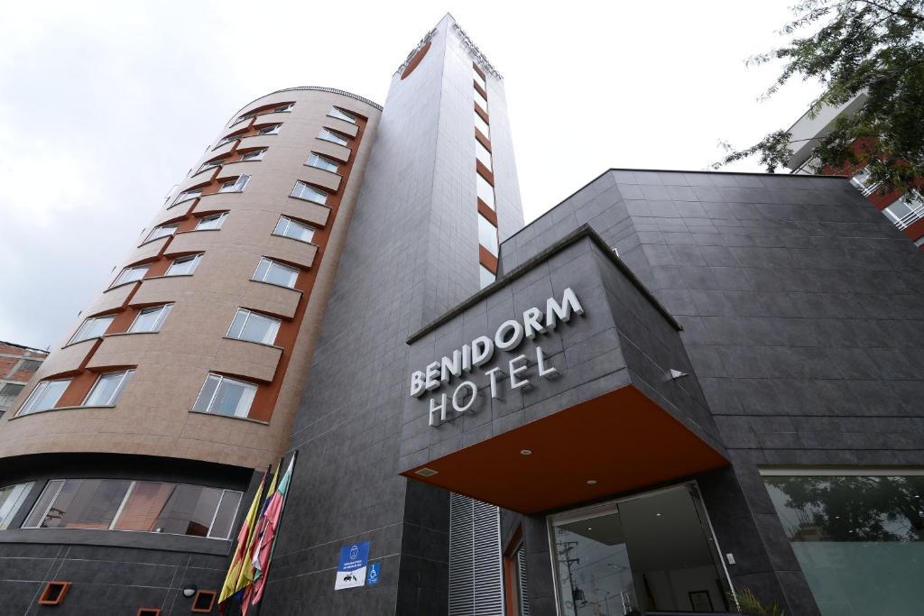 Benidorm Hotel — Hotel in Manizales