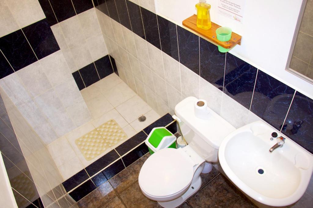 Hostal Suiza photo