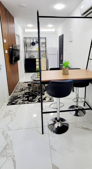 Modern Apartment in Ramat Gan Next to Sheba, Ramat Gan