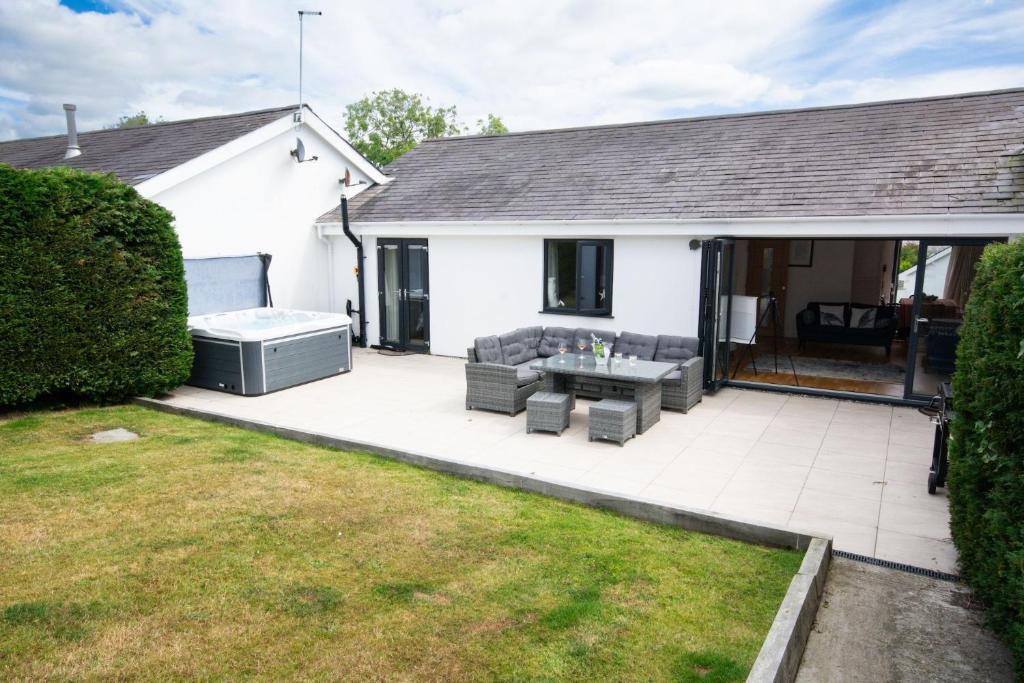 113 Cae Du, Abersoch