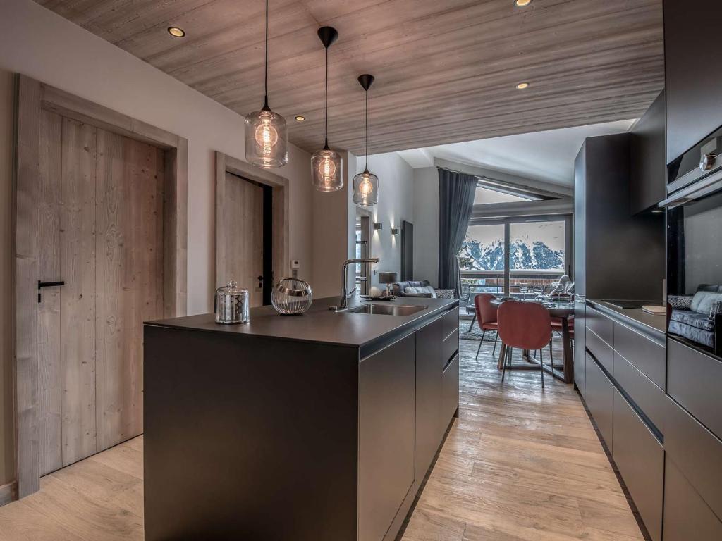 Courchevel 1550 - 5 pers, centre, parking, Wi-Fi - FR-1-631-199 - 3