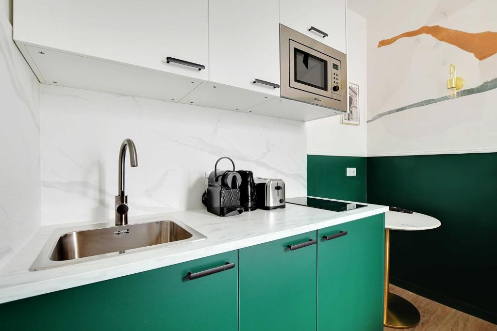Beautiful Studio for 2P with A-C - Near Montmartre - 4