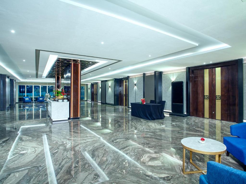 Meeting room / ballrooms, Hotel Platinum Tunjungan Surabaya in Surabaya