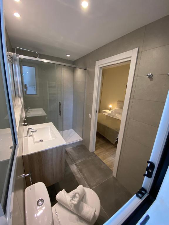 RIUS33 - Huge & Spacious Apartment in Montjuic - 4