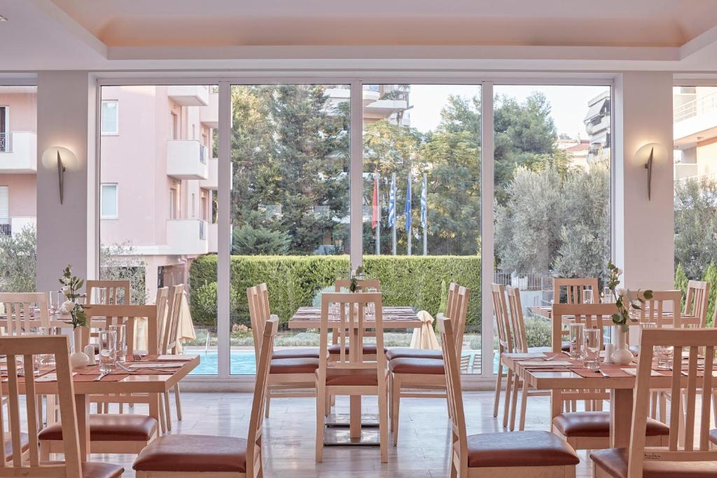 Athens Civitel Attik Rooms & Suites dining