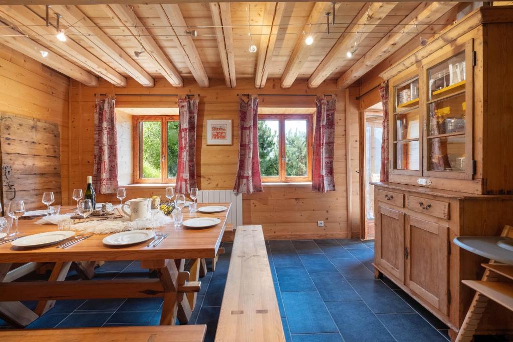 Chalet L'Orcières, Spa Privé et Charme Montagnard - 2