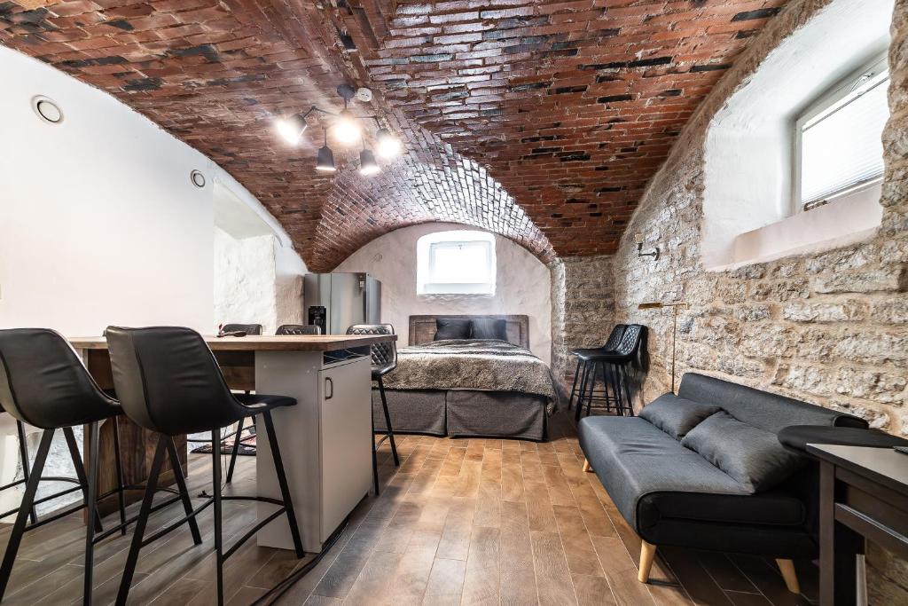 Historical & Modern Business Suite with Sauna @Kadriorg, Tallinn