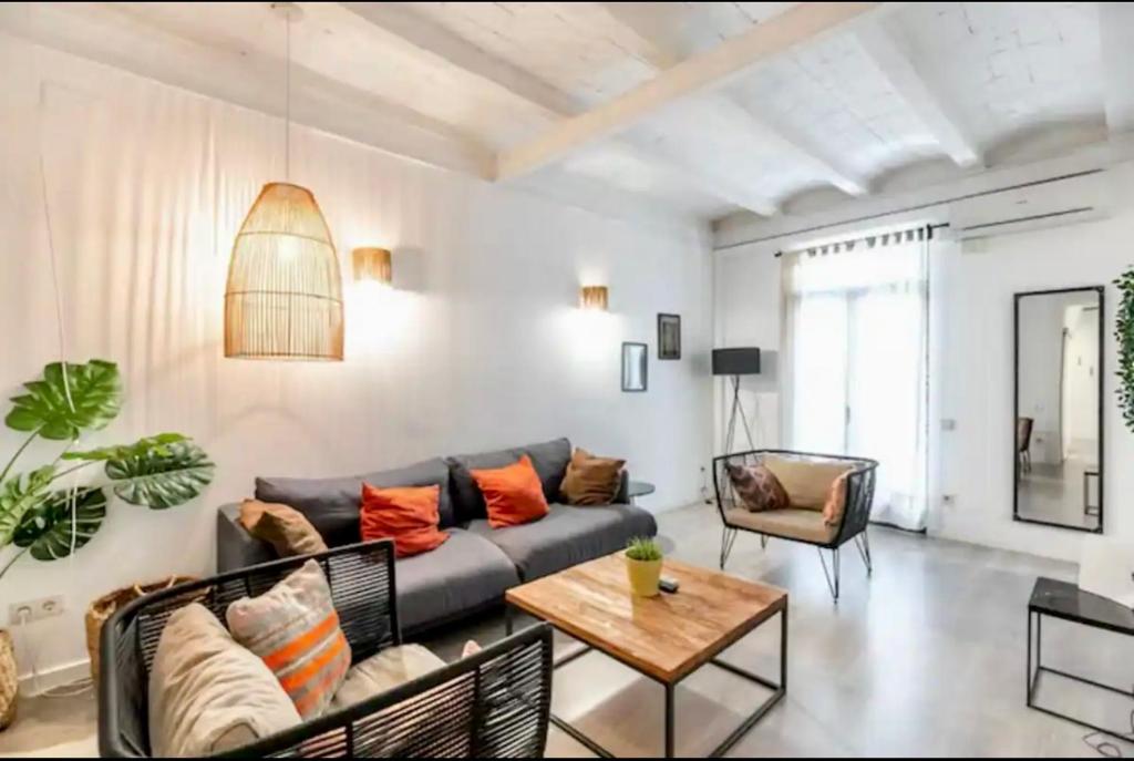Stylish apartment in Plaça Espanya, Barcelona
