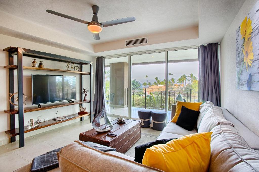 Balcony, Pools, Gym, Restaurant | Beachfront 2BR, Puerto Vallarta