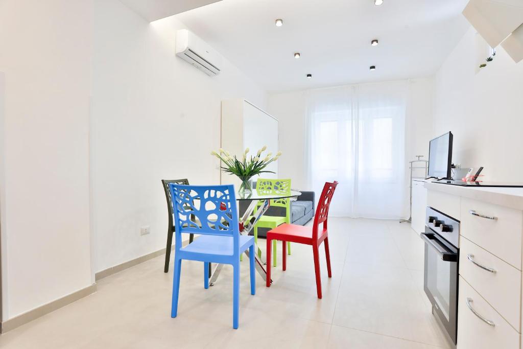 Sandra's Apartment, Salerno