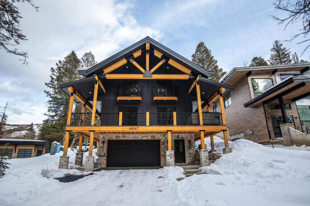 Stunning New Build! Xanadu - Private Luxury Home at Solitude Mountain Resort, Solitude
