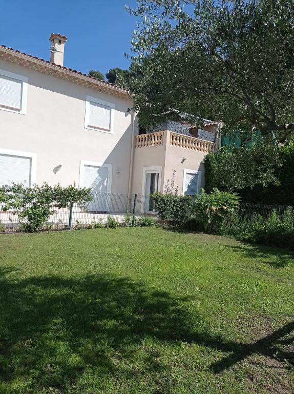 Nidusudest - 3 chambres - Parking - 2