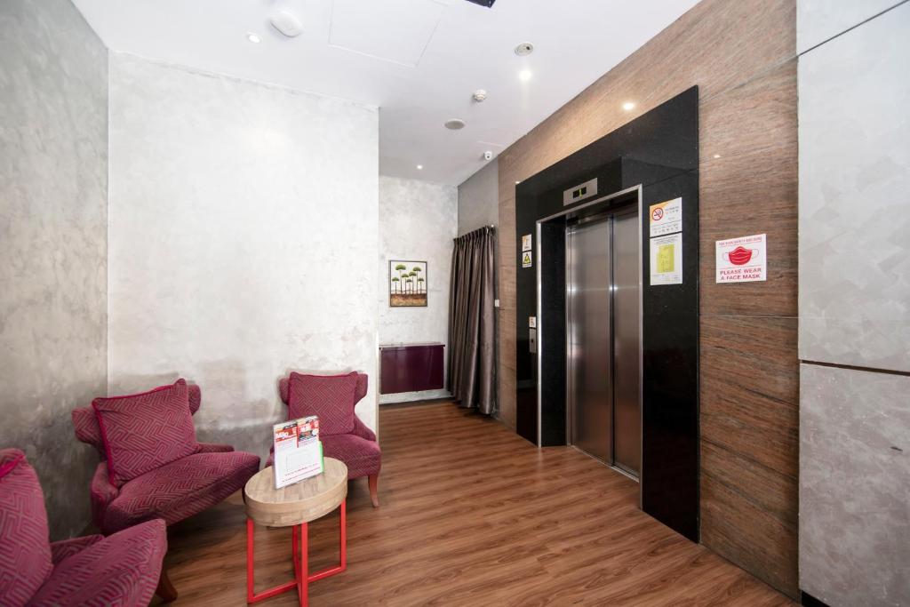 Lobby, Fragrance Hotel - Balestier in Singapore