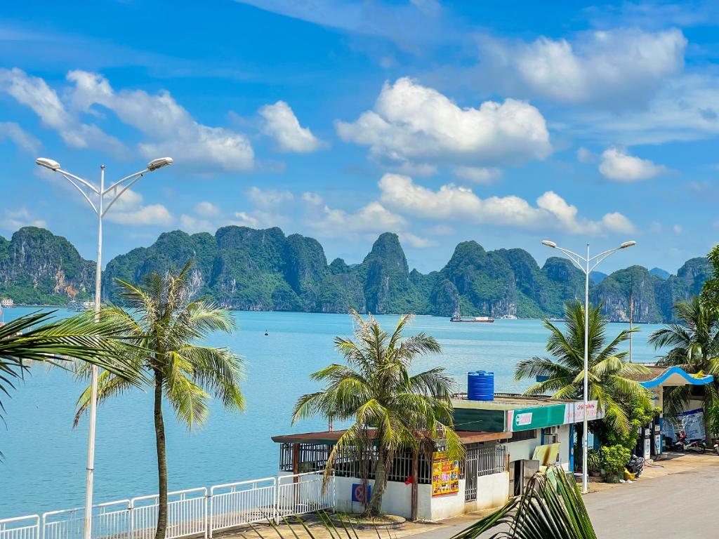 Cánh Buồm Homestay – Tuần Châu