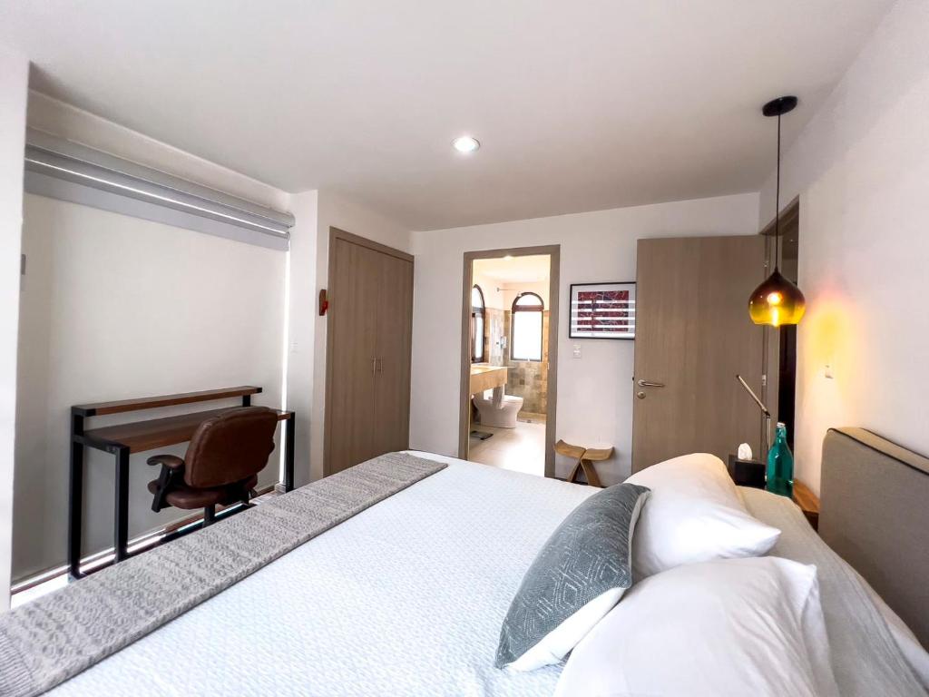 Prime Location with Luxury Amenities in San Miguel - 5
