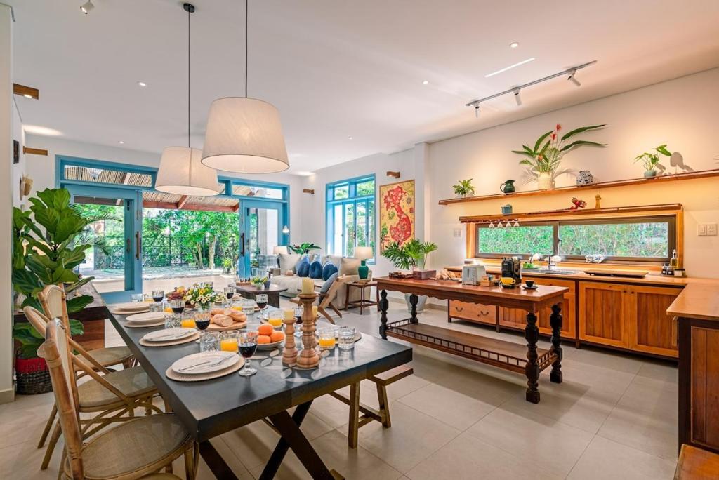 Villa Nautica by the Beach - Vesta Collections