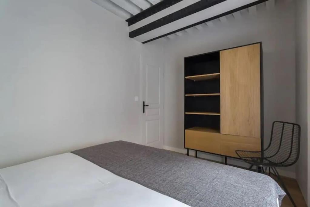 Canut authentique et design, deux chambres, Lyon 1 - 4