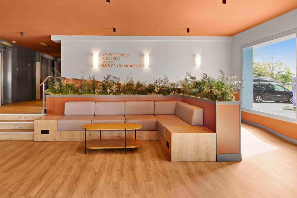 B&B ホテル フィゲレス (B&B Hotel Figueras) 館内設備