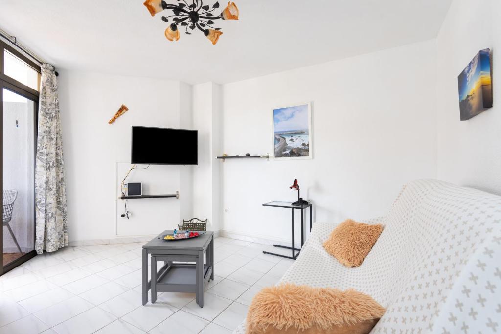 Home2Book Sunny Retreat Los Cristianos, Pool - 5