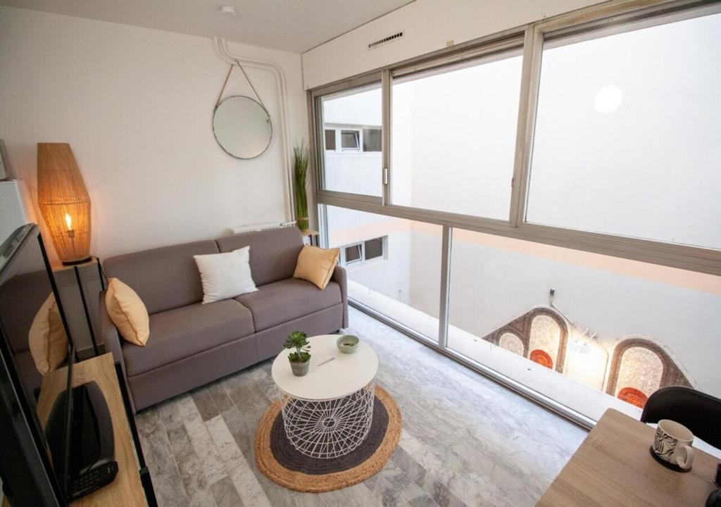 Stylish Studio with Pool 500 meters to the Beach - 2