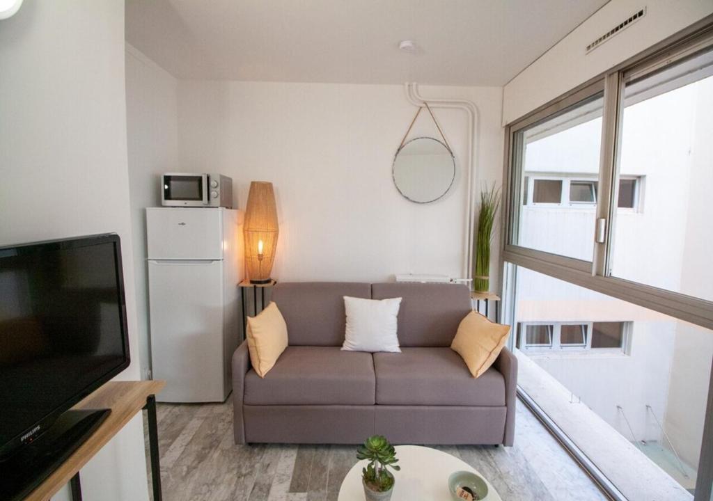 Stylish Studio with Pool 500 meters to the Beach - 4