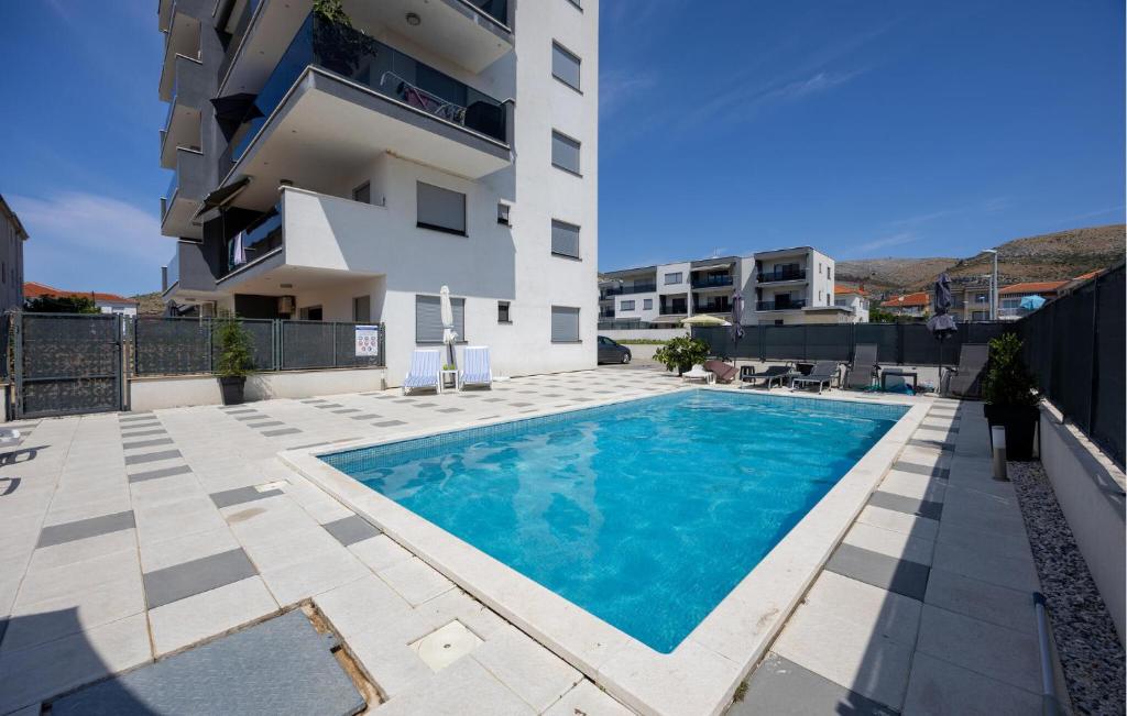 Nice Apartment In Seget Donji, Trogir