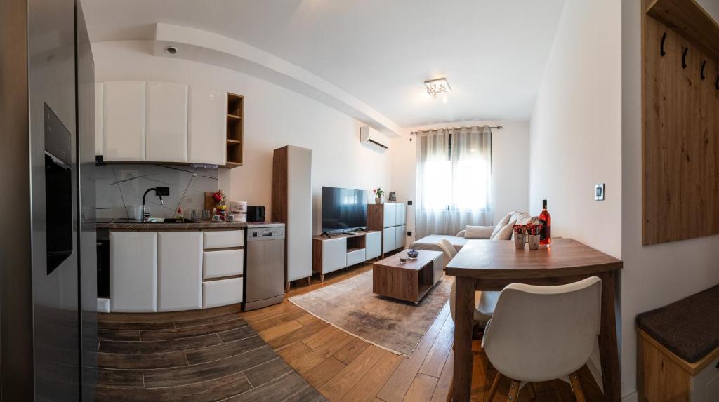 Vracar Lovely Apartment - 1