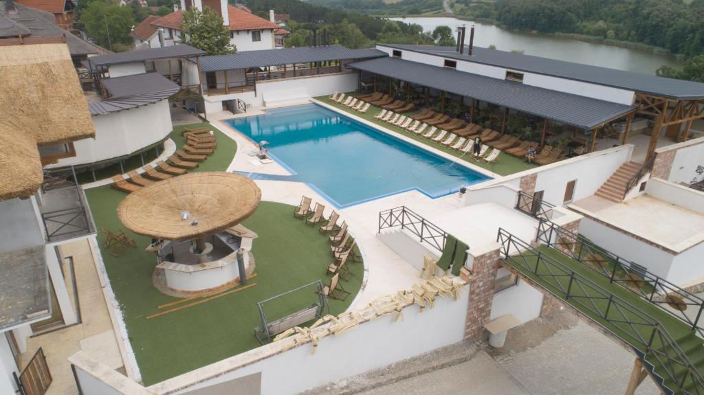 Woodland Resort - 5