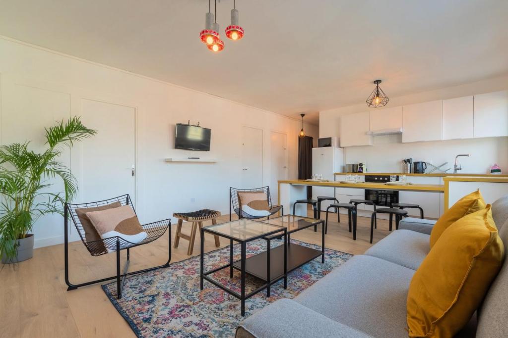 3 bedroom apartment near CHU and city center - 2