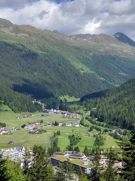 Davos - Cozy Escape - Mountain Rentals - 1