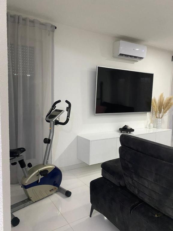 Villa La Familia - 2