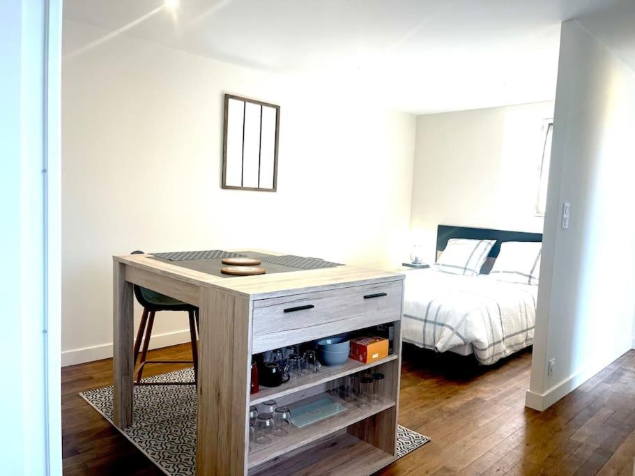 Studio 30m2, parking, 2 pers, 10 min d'Aurillac, Polminhac