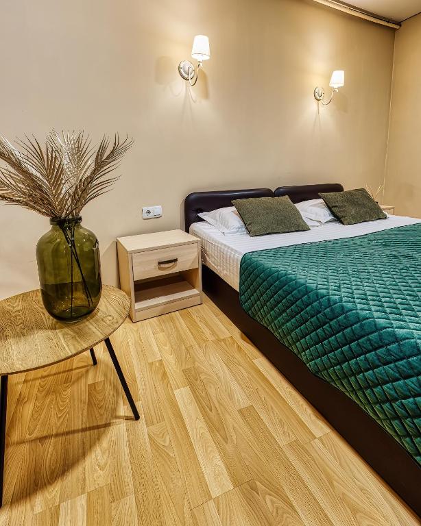 SV Hotel, Restaurant & Airport Parking, Todireşti