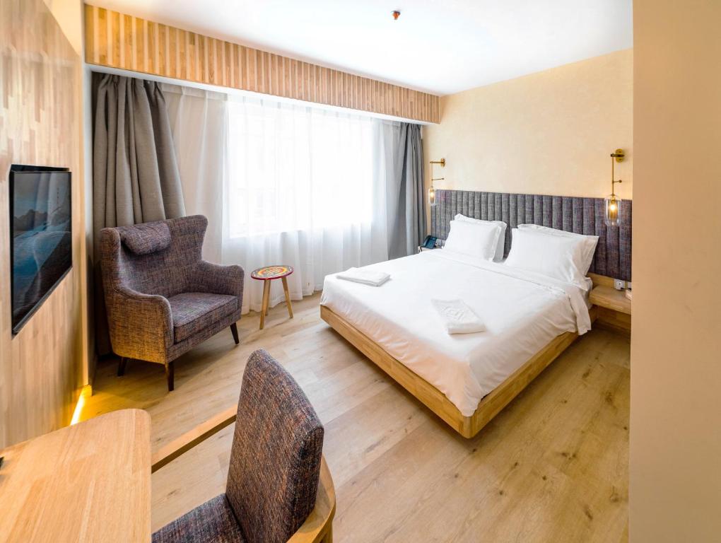 Patan Square - 2 km from Patan Durbar Square, Patan