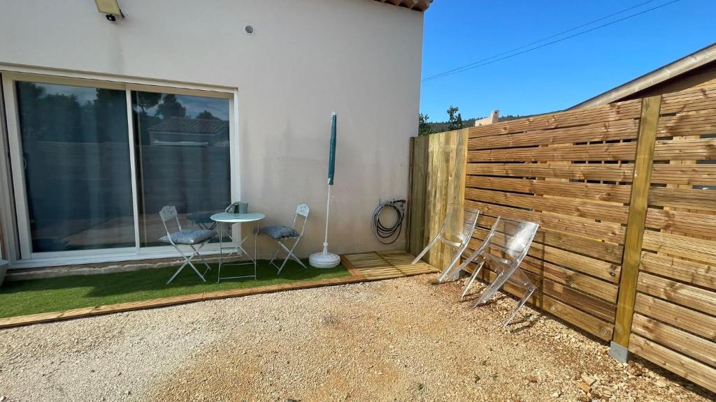 Studio calme avec jardin et parking privé - 1