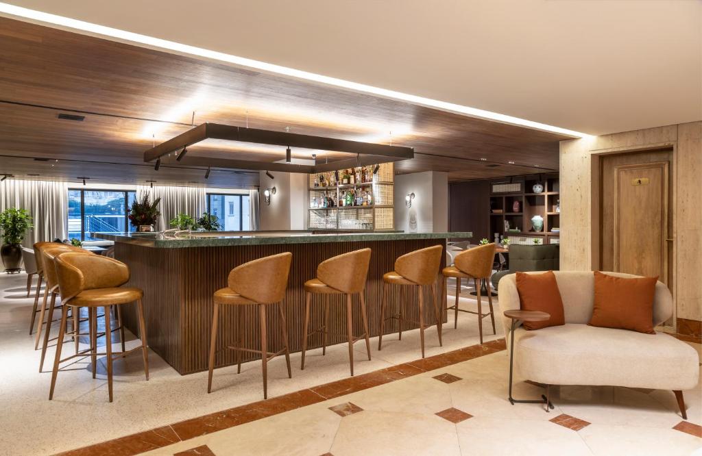 Bar/lounge