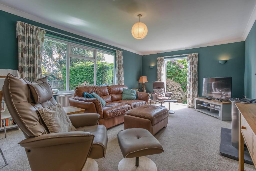 The Crabpot Five mins Norfolk beach. Crabpot Cottages - Sheringham, Overstrand