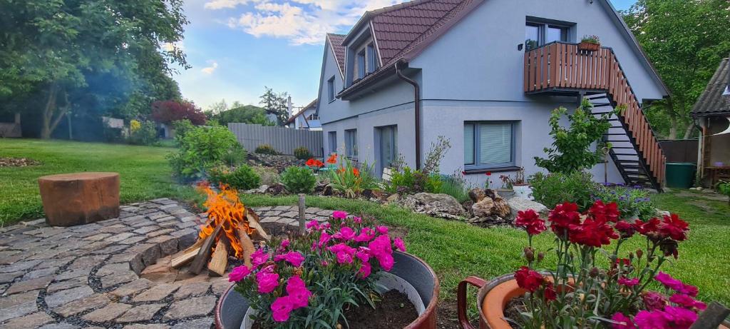 Votice Luční, Votice