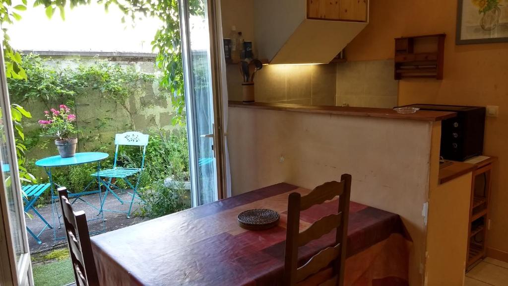 Logement tranquille et frais proche gare au RDC - 4