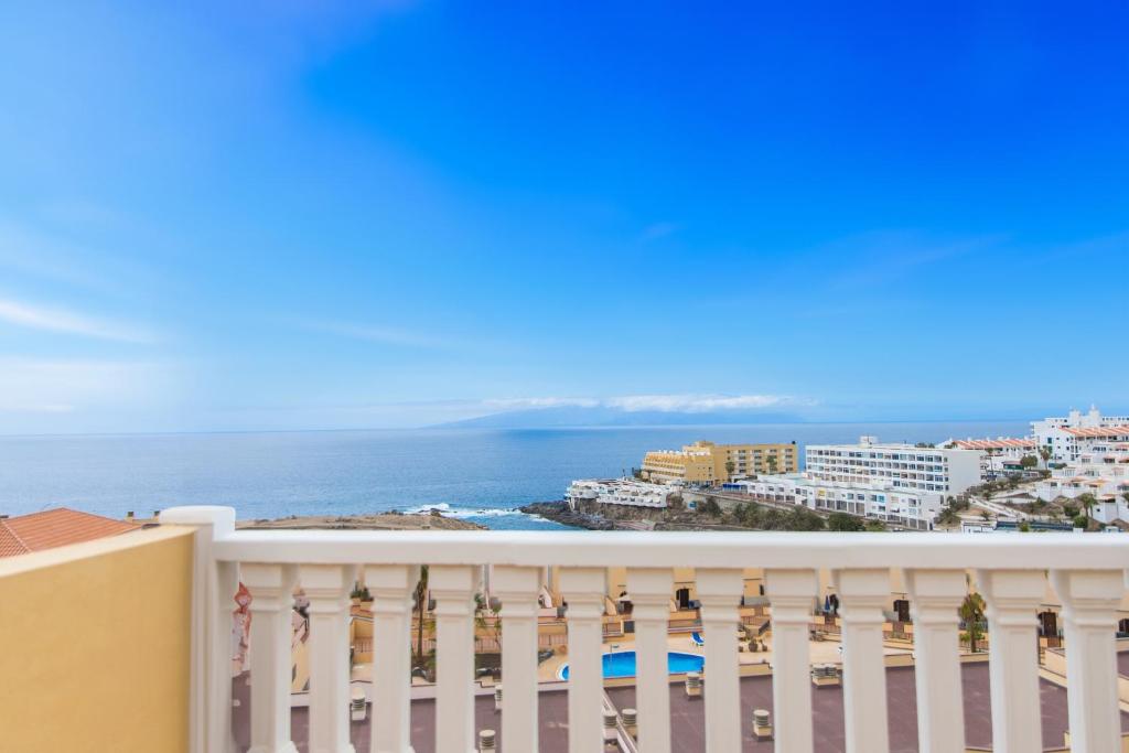 Ocean Front Teneriffa 2 Bedroom Penthouse Costa Adeje - 2