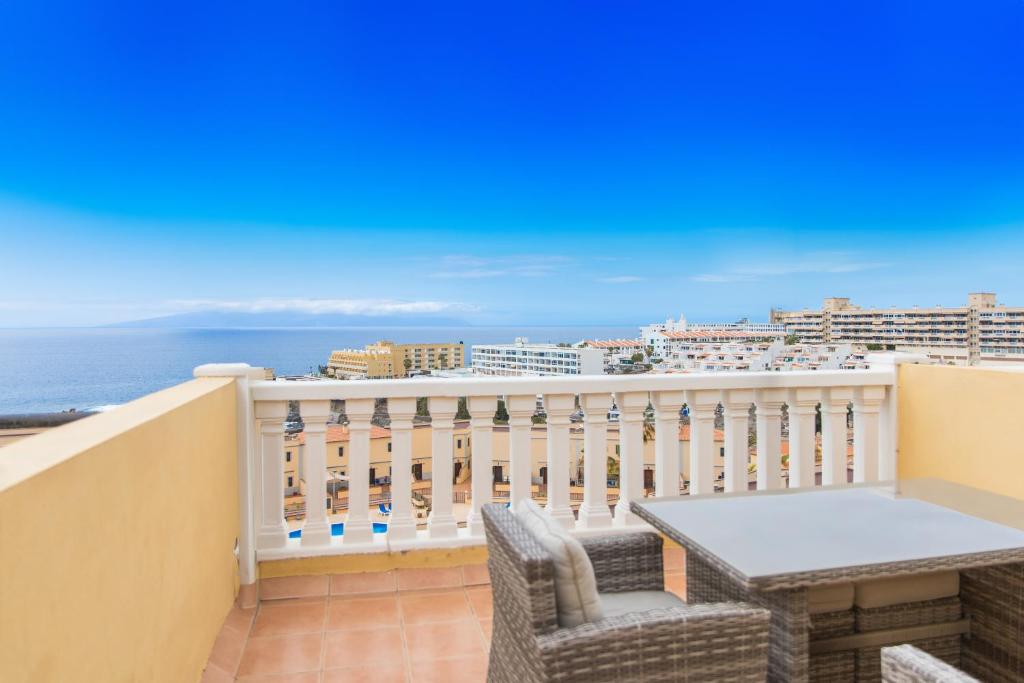 Ocean Front Teneriffa 2 Bedroom Penthouse Costa Adeje - 1