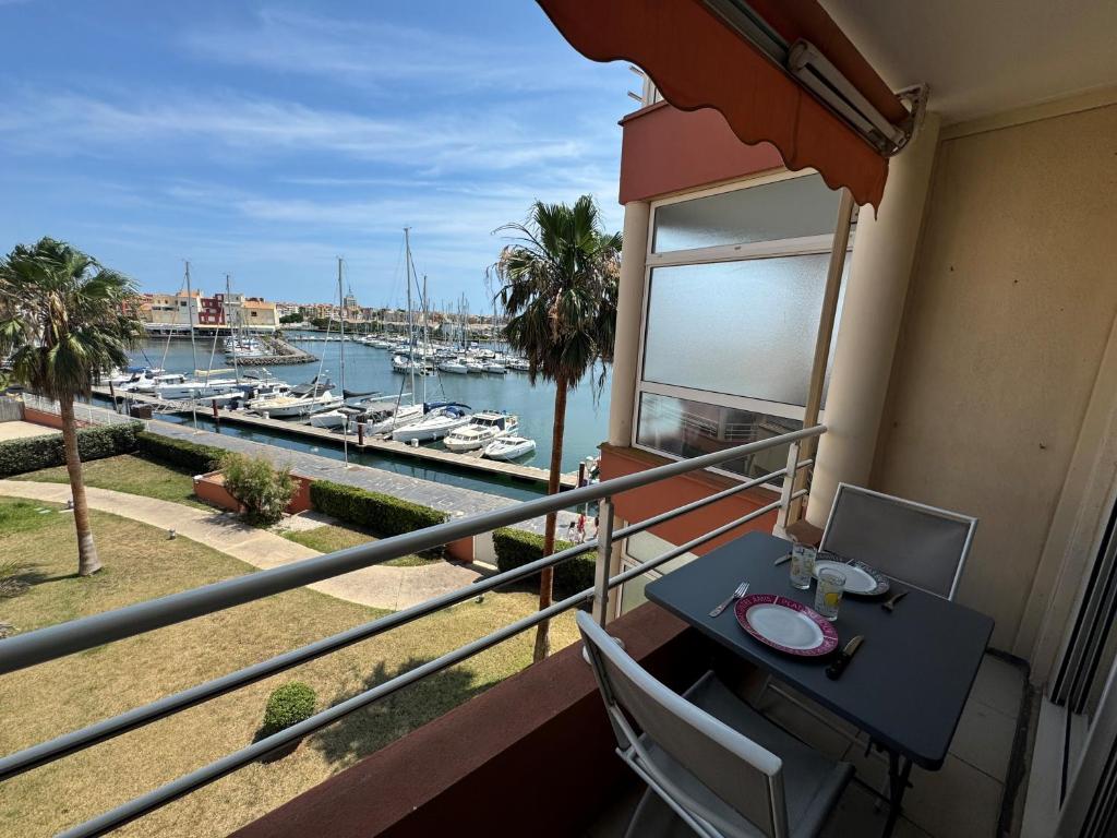 Appartement Cap d'Agde vue port, Cap d'Agde