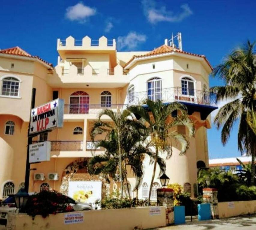 El Castillo Dominicus, La Laguna