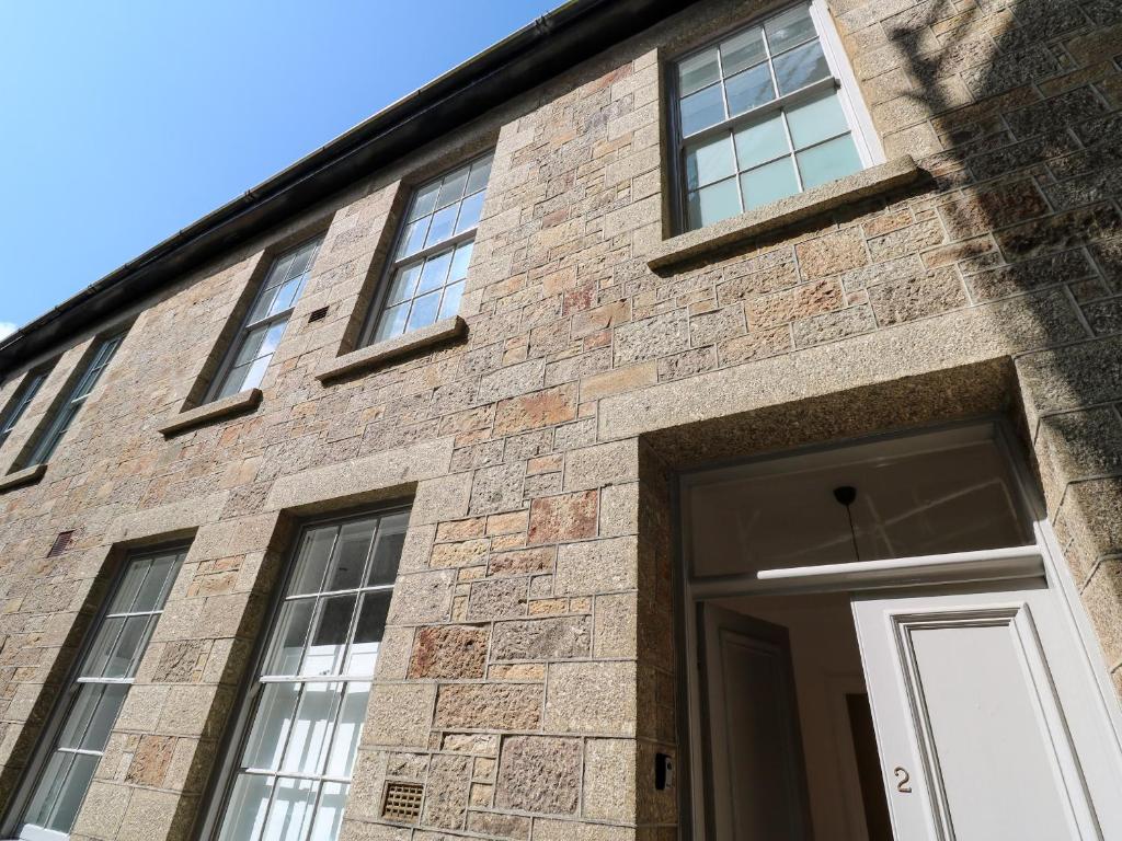 2 Regent Mews, Penzance