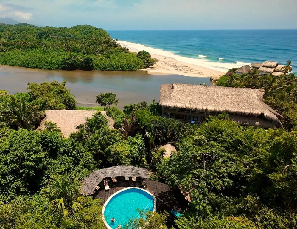 Finca Barlovento Maloka, Tayrona Park，位于洛斯纳兰霍斯的酒店