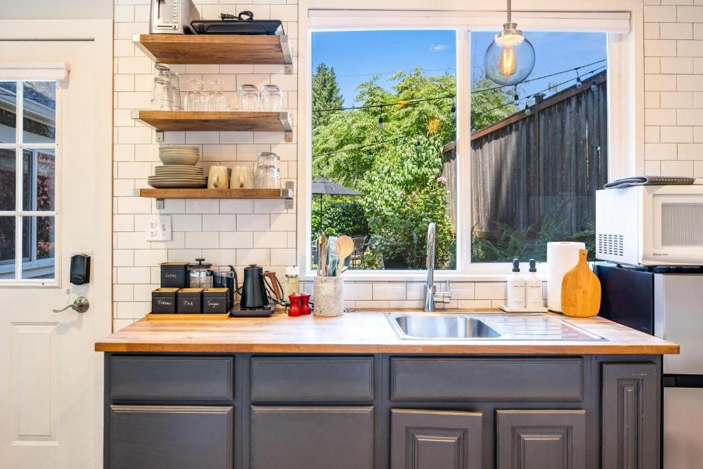 발라드 주변 해변 풍경