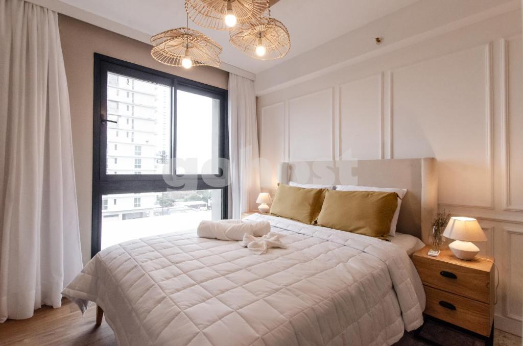 Dazzling apt one block from Shopping del Sol - 2